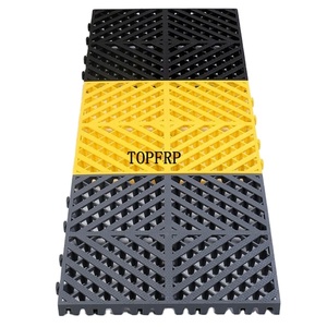 Carreaux de sol modulaires en plastique ventilés pour garage, très résistants - Product Image 1