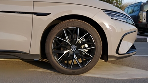 Voiture électrique BYD Han 2025 à quatre roues - Product Image 6