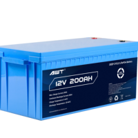 Paket Baterai LFP Lifepo4 12v 200Ah yang Dapat Disesuaikan untuk Sistem Penerangan Darurat, Penerangan Jalan Tenaga Surya, dan Daya Tambahan Campervan