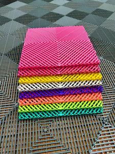 بلاط أرضيات المرآب المتشابك بوحدات صلبة ملونة ، حصير أرضيات المرآب البلاستيكية الصناعية لورشة عمل تفاصيل السيارات - Product Image 4