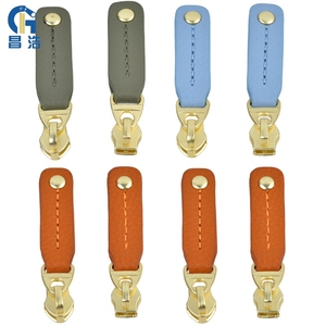 Tùy Chỉnh Khắc Biểu Tượng Bạc Kim Loại Chải Dây Kéo Puller Sang Trọng Túi Kết Thúc Kim Loại Thanh Trượt - Product Image 5