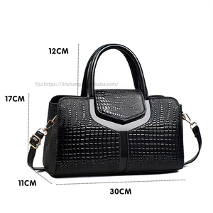 Nouveaux sacs à bandoulière en cuir PU matelassé de luxe pour femmes, sacs à main et pochettes à motif alligator, vente en gros - Product Image 4
