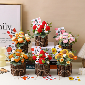 Ramo <span class=keywords><strong>de</strong></span> Girasoles y Rosas <span class=keywords><strong>de</strong></span> Lana Tejida a Mano al por Mayor <span class=keywords><strong>de</strong></span> Fábrica, Decoración para el Día del Maestro, Regalo para Maestros, Maceta <span class=keywords><strong>de</strong></span> Ganchillo - Product Image 1