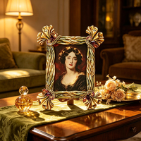 Cadre photo de table personnalisable, artisanal, de luxe, en alliage de zinc, émail et strass, style antique vintage, avec façade en verre transparent, pour mariage et maison