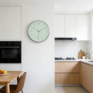 Reloj de Pared Minimalista de Cuarzo Silencioso de Metal Verde Menta Fresco de 10 Pulgadas para Decoración de Habitación Infantil, Guardería y Jardín de Infancia - Product Image 3