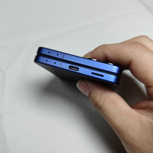 โทรศัพท์ US Z Flip 7 5G แรม 12GB ความจุ 256GB/512GB หน้าจอ 6.9 นิ้ว ดีไซน์พับได้ ปลดล็อคด้วยใบหน้า รองรับ CDMA LTE แบตเตอรี่สุขภาพดีเยี่ยม - Product Image 1