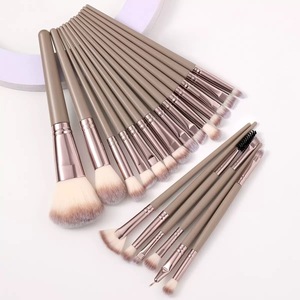 Lot de 20 pinceaux de maquillage portables pour débutants, en poils synthétiques, pour le visage – Vente en gros fabricant - Product Image 2