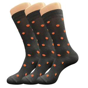 MOQ basso a buon mercato multi-stile equipaggio tutto su stampato logo personalizzato calzini felici per gli uomini