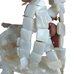 ลูกปัดเปลือกหอยสีขาวธรรมชาติทรงสี่เหลี่ยมขนาด 10 มม. ความยาว 38 ซม. จำนวน 38 เม็ด สำหรับทำเครื่องประดับ DIY สร้อยข้อมือ - Product Image 4