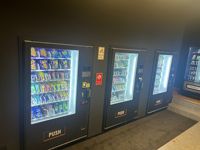 Intelligent, onbemand systeem voor gemakswinkels: oplossing voor de verkoop van vers fruit, groenten en snacks