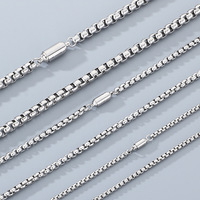 Collier tendance pour célébrités d'Internet, avec fermoir magnétique rond, polyvalent pour le quotidien, en acier inoxydable, avec boucle magnétique carrée, unisexe