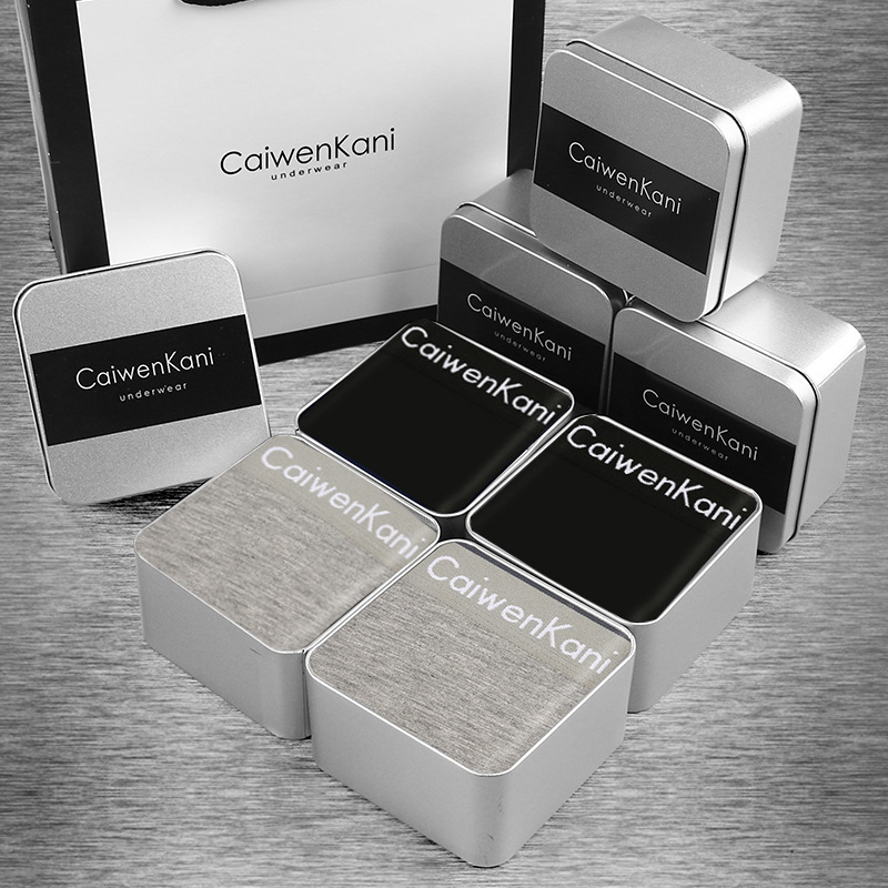 Nero + nero + grigio + grigio