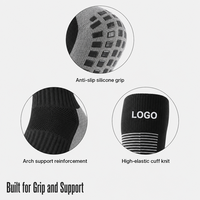 Chaussettes de football antidérapantes professionnelles à compression, chaussettes de sport respirantes à tube long avec logo personnalisé
