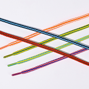 Spot Supply Cordones de poliéster de malla de colores Cuerda trenzada de 5mm Punta de plástico transparente Acabado tejido Cordón Bolsas con capucha Prendas - Product Image 3