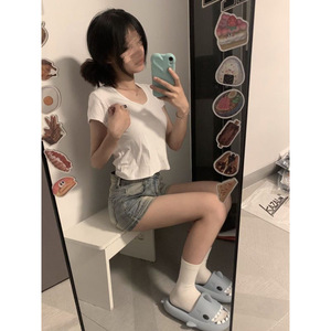 2025 jean ultra-court de style américain pour femmes taille haute pantalon chaud ample droit avec jambe large conception mince pour le printemps été - Product Image 5