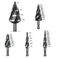 Kit d'outils de perçage en acier rapide 4241, comprenant un foret à quatre cannelures, un fraiseuse à cinq cannelures, un fraiseuse à ébavurer et un poinçon, en coffret, avec foret étagé