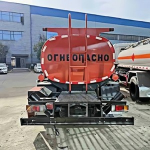 Isuzuu Oil Tanker 15cbm Camión cisterna <span class=keywords><strong>de</strong></span> combustible Camión dispensador <span class=keywords><strong>de</strong></span> combustible en <span class=keywords><strong>venta</strong></span> (4) - Product Image 4