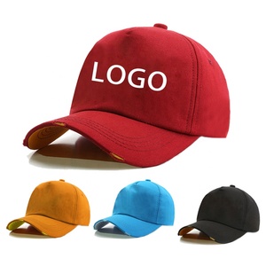 Cappellino da Baseball Personalizzato con Patch Ricamata, Applicazione Sfilacciata Multicolore, Cotone Invecchiato Unisex Regolabile - Product Image 2