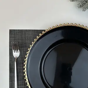 ゴールドプラスチッククリアチャージャープレートビーズウェディングプレートセットテーブルデコレーション用食器