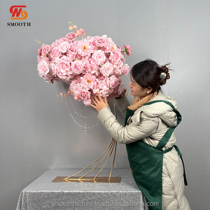 Camino de Mesa de Rosas Rosadas de Seda Artificial Hecho a Mano por LEDA, Diseño de Fantasía Suave para Fondo de Boda, Decoración para el Día de San Valentín - Product Image 2