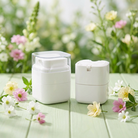 Flacon pompe airless carré 15ml 30ml 50ml pour fond de teint, emballage cosmétique, conteneur à mécanisme rotatif pour cosmétiques, flacon airless en plastique