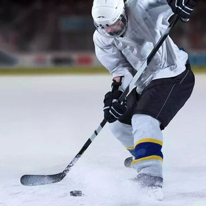 Palo de Hockey sobre Hielo YUEKE Personalizado de Fibra de Carbono T700, Tecnología Balanceada de Alta Flexibilidad 44/55/65, Modelo Juvenil/Júnior/Senior YUEKE-JR - Product Image 3