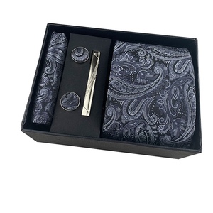 Ensemble de <span class=keywords><strong>cravate</strong></span> en polyester de <span class=keywords><strong>luxe</strong></span> pour homme, style décontracté, accessoire de mariage et d'affaires avec pochette de costume, boutons de manchette et <span class=keywords><strong>pince</strong></span> <span class=keywords><strong>à</strong></span> <span class=keywords><strong>cravate</strong></span> - Product Image 3
