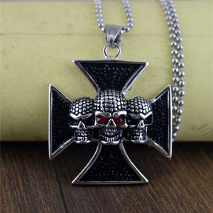 ויקינג תכשיטים עתיקים כסף פאנק משולש עיניים אדומות גולגולת צלב תליון נירוסטה עבור גברים - Product Image 3