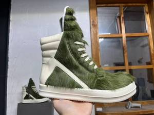 รองเท้าสไตล์เรโทรปี 2026 รองเท้าผ้าใบผู้ชายสุดหรู ดีไซน์เนอร์แบรนด์ดัง ขนเฟอร์ รองเท้าผ้าใบพื้นโพลีเมอร์ต่ำ สไตล์วินเทจ - Product Image 5