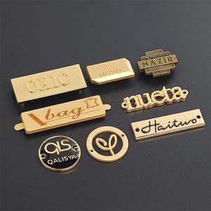 Accesorios para bolsos, Hardware, etiqueta en relieve 3D, logotipo de bolso personalizado, placa de <span class=keywords><strong>Metal</strong></span>, etiqueta de marca para decoración de bolsos - Product Image 4