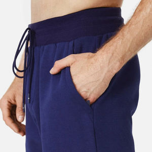 Nueva Llegada, Pantalones Cortos para Hombre con Logotipo Personalizado OEM, Pantalones Cortos Casuales de Algodón y Felpa de Cintura Media en Color Sólido, Más Vendidos - Product Image 5