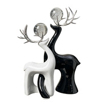 Statuette décorative de bureau créative, paire de figurines de cerfs en céramique, décoration élégante pour la maison