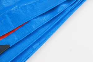 Tissu PE durable et imperméable pour les bâches de camions et la protection des marchandises - Product Image 2