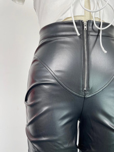 <span class=keywords><strong>Pantaloni</strong></span> in pelle sintetica svasati a vita alta da <span class=keywords><strong>donna</strong></span> <span class=keywords><strong>pantaloni</strong></span> Skinny traspiranti di nuovo Design Casual per l'ecopelle Sexy di alta qualità invernale - Product Image 6