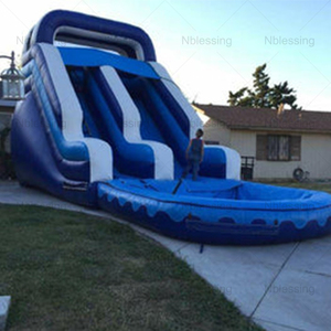Tobogán Acuático Inflable de Grado Comercial para Diversión y Entretenimiento en la Piscina o el Parque - Product Image 3