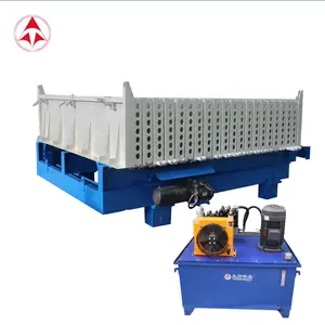 Macchina per la produzione di pannelli in calcestruzzo prefabbricato in Arabia saudita macchina per lo stampaggio di pannelli in cemento ad alta capacità