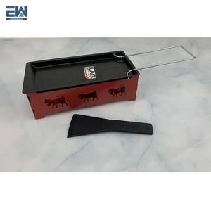 Poêle <span class=keywords><strong>à</strong></span> <span class=keywords><strong>raclette</strong></span> en fer avec bougies Plateau en métal chauffé pour fondre le fromage et les outils de boulangerie - Product Image 6