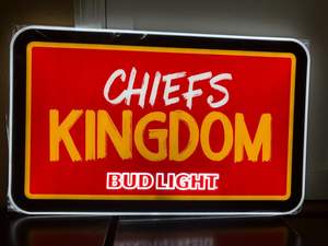 Su misura in alluminio acrilico UV LED insegna colorata pubblicità scatola luminosa per negozi di casa facile da appendere direzione di installazione - Product Image 5