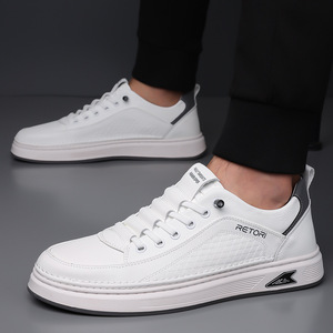 Chilowa Zapatillas de deporte informales de cuero para hombre, suela de goma transpirable de tacón bajo, zapatos para caminar de ocio - Product Image 4