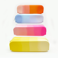 Sac à crayons en silicone personnalisé pochette à crayons colorée de qualité alimentaire pour enfants fournitures scolaires pour enfants étui à crayons de dessin animé