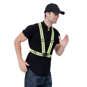 Chaleco <span class=keywords><strong>de</strong></span> <span class=keywords><strong>Seguridad</strong></span> Deportivo SMASYS ANSI <span class=keywords><strong>de</strong></span> Alta Visibilidad, Protección Nocturna Reflectante, Talla Ajustable para Correr, Venta al Por Mayor - Product Image 4