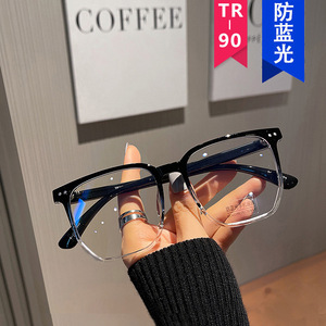 แว่นตาออพติคอลทรงสี่เหลี่ยมขอบเต็มสีดำ เลนส์ใส รุ่น Unisex ปี 2024 - Product Image 4