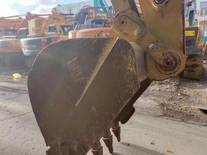 Used CAT Cat 324E Excavator 24 Ton Digger Machinery Good Condition Featuring Core Components Engine Pump Motor Gear PLC