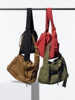 Sac à bandoulière matelassé tendance pour femme, léger, avec large sangle et plusieurs poches pour le quotidien