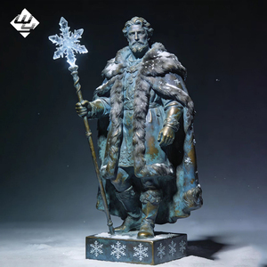 Grande Scultura in Bronzo del Dio dell'Inverno con Scettro di Ghiaccio per Decorazione di Hotel e Giardini - Product Image 2