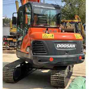 Excavadora Doosan de alta calidad 95% nuevo precio bajo Mini excavadora Shanghai Doosan DX60 componentes de núcleo de bomba de motor Yanmar - Product Image 2