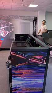 Console DJ LED 3 voies P1.56-P3.91, avec écran de scène mobile sur roulettes, idéale pour affichage interactif dans les bars de festivals de musique - Product Image 6