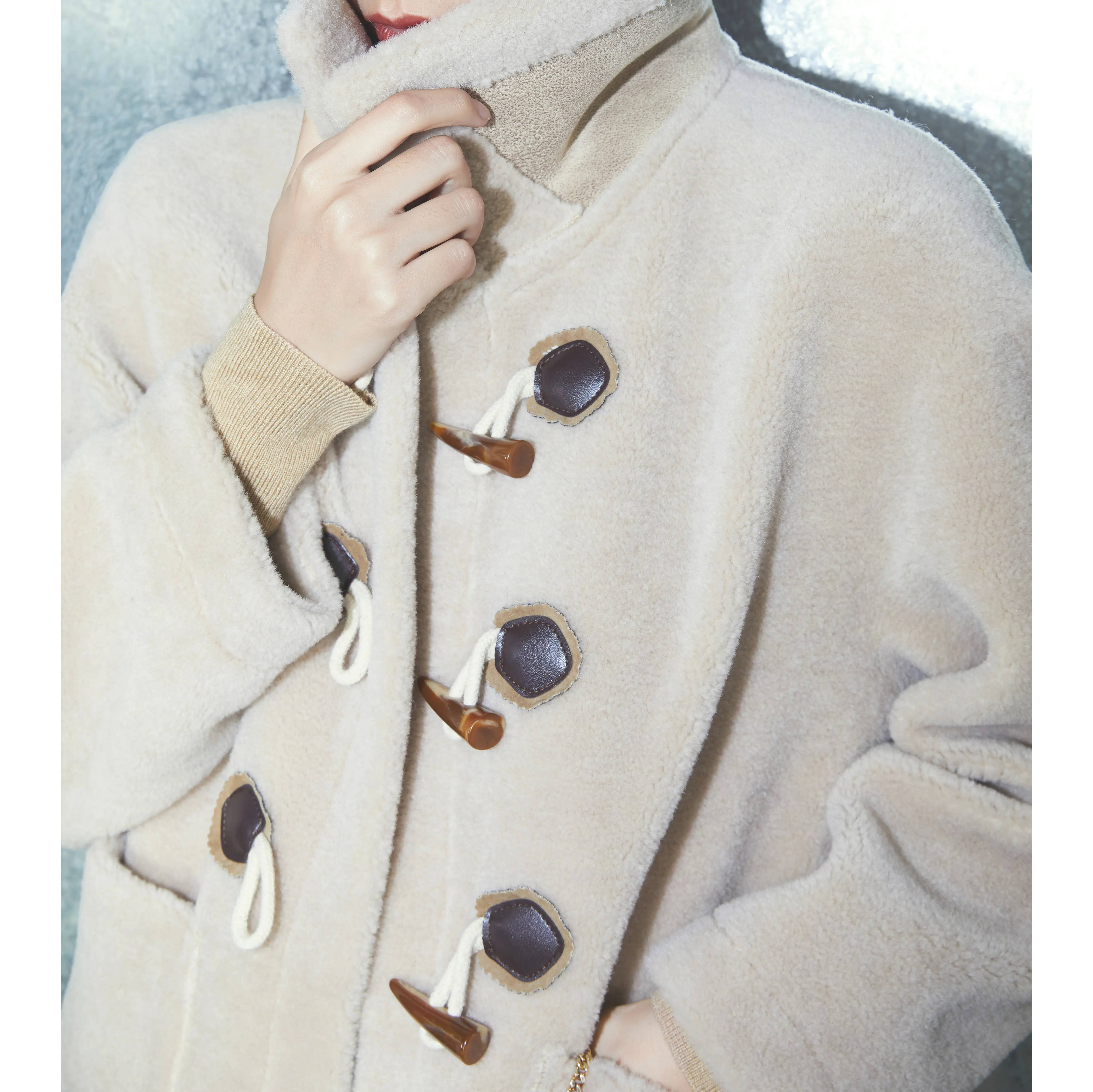 Ofis bayanlar kış giyim sıcak tutan kaban Retro yaka uzun kadın ceketi dokuma kış giysileri düz boyalı geçiş düğmesi polar