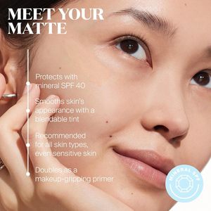Lance Mineral Mattescreen SPF40 100% Mineral Oil-Free Broad Spectrum Sunscreen <strong>Smooths</strong> Skin's Appearance Minimizes Pores - Product Image 2
