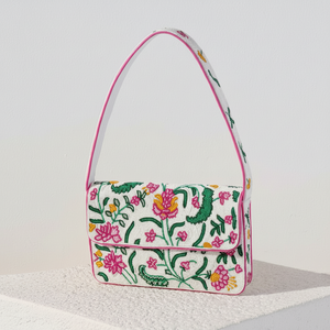 Elegante bolso de hombro bordado con correa de cinturón - Product Image 1